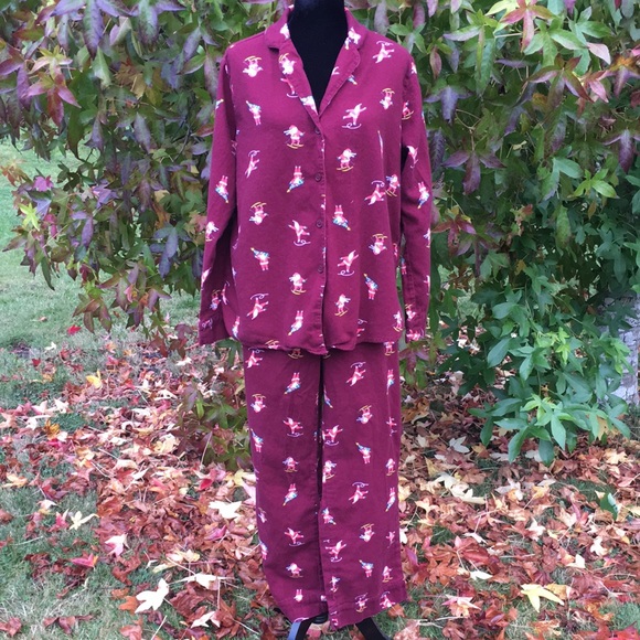 3/$20 Old Navy Santa Flannel Pajamas - Picture 1 of 10
